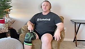 Cliente Laura Santos usando as palmilhas Ozemp Sole